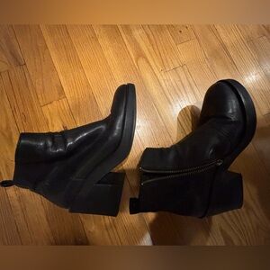 Eileen fisher heeled boots size 7.5